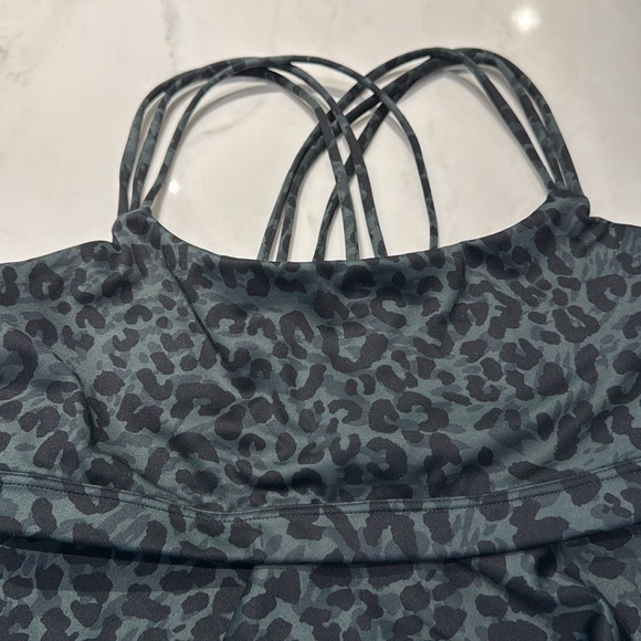 GAP ELIPSE 2pc 🐆💚🖤 - Picture 13 of 13